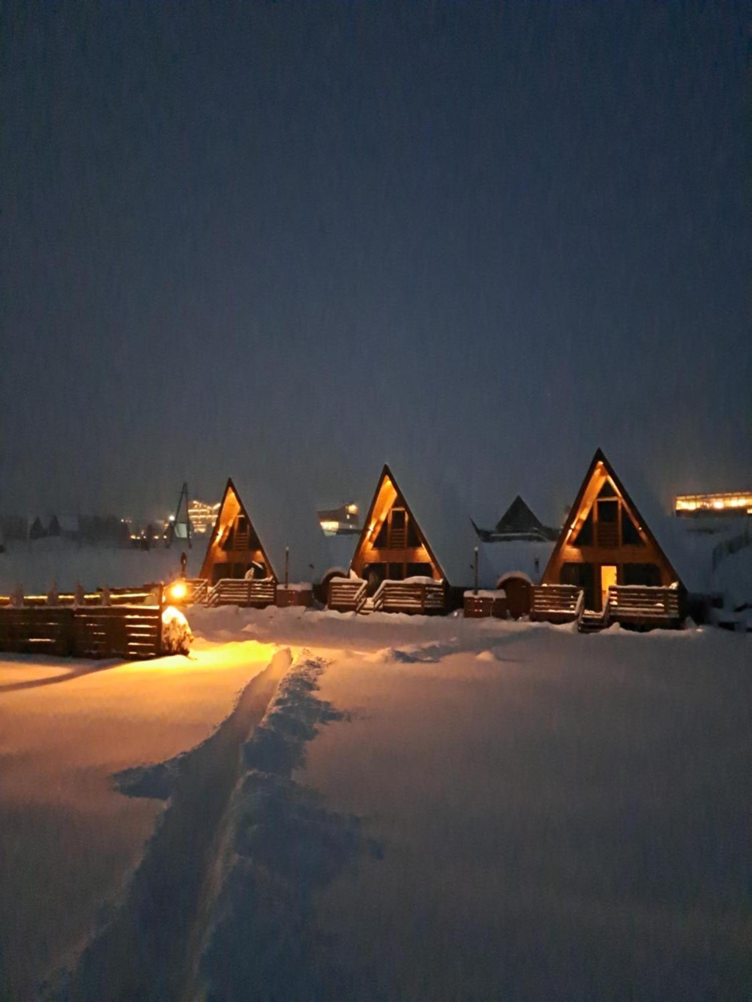 Kazbegi Spa Resort Cottages Extérieur photo