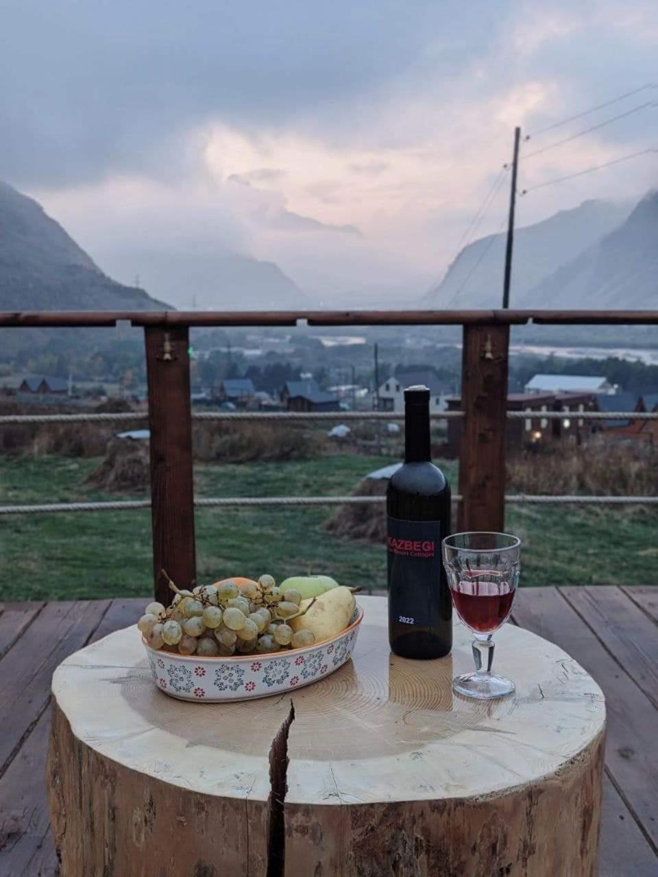 Kazbegi Spa Resort Cottages Extérieur photo