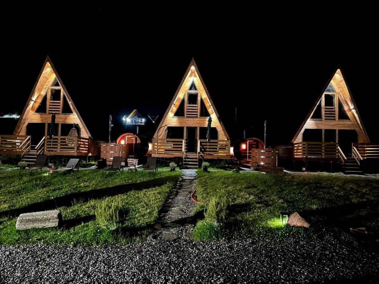 Kazbegi Spa Resort Cottages Extérieur photo