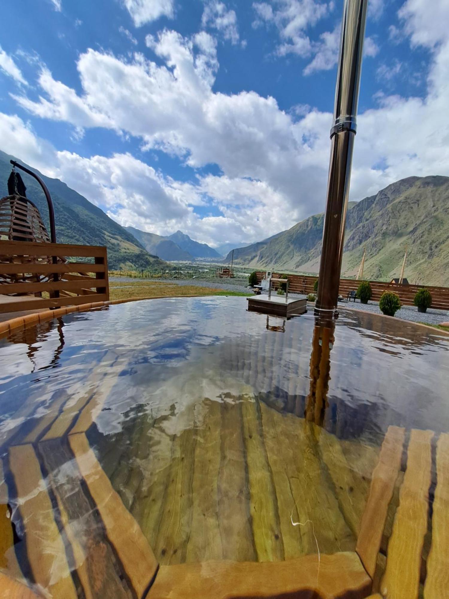 Kazbegi Spa Resort Cottages Extérieur photo