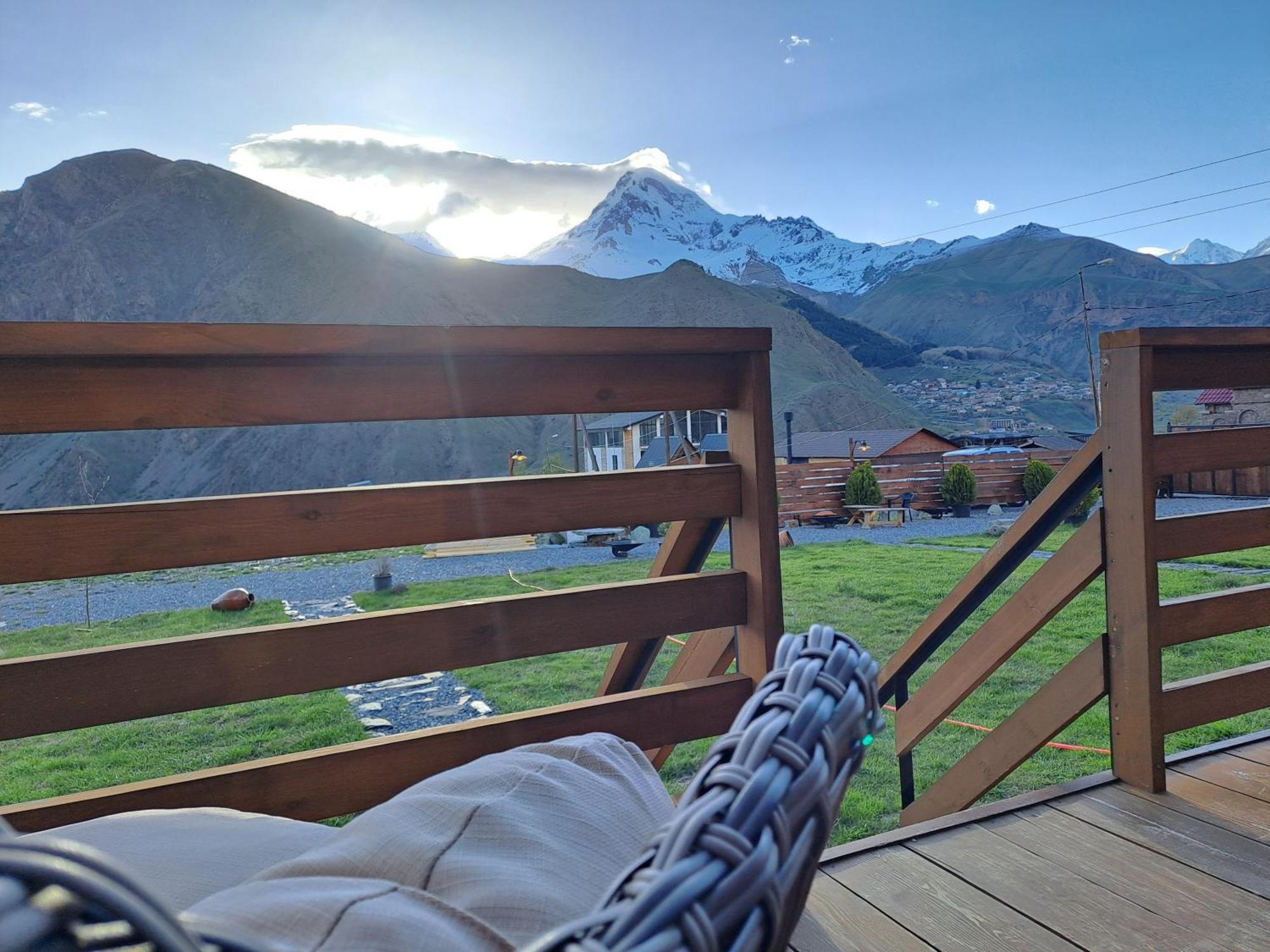 Kazbegi Spa Resort Cottages Extérieur photo